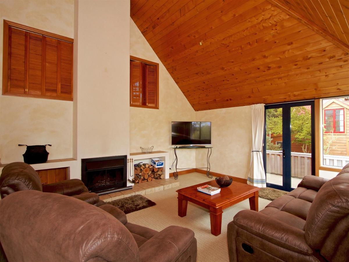 Ducks Crossing - Ohakune Holiday Home Extérieur photo
